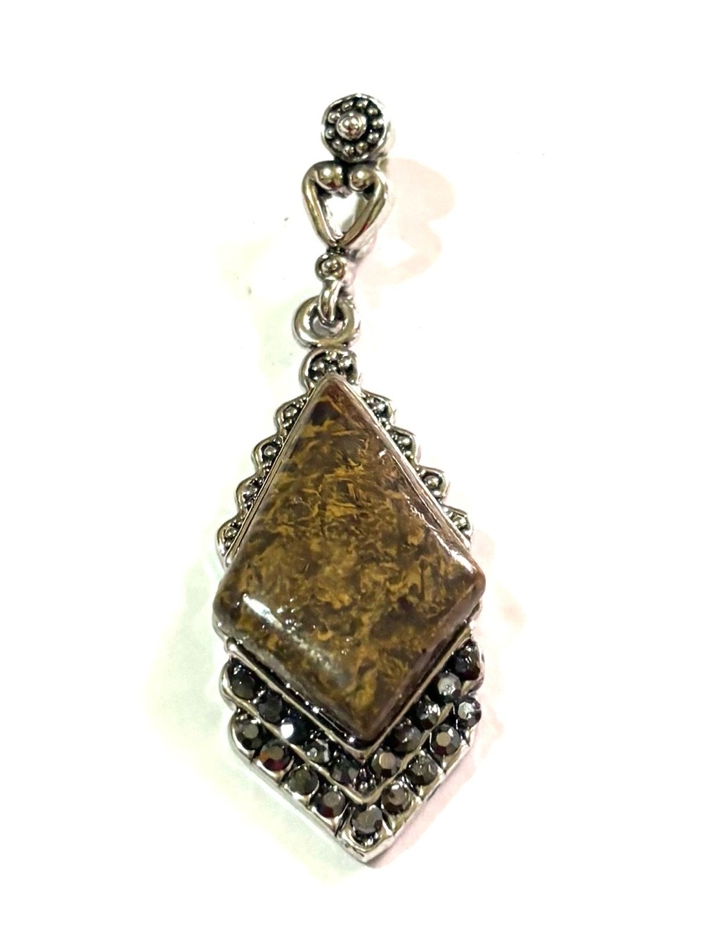 Vintage Brown Marbled Stone Pendant Necklace - Vintage